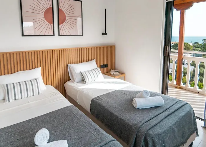 Sea View Studio At Xenios Avlais